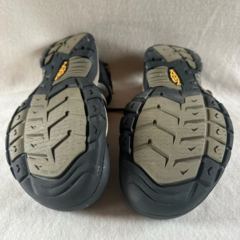 Keen Men’s Newport H2 Black/Stone Grey Sandals Size 12 - Picture 8 of 14